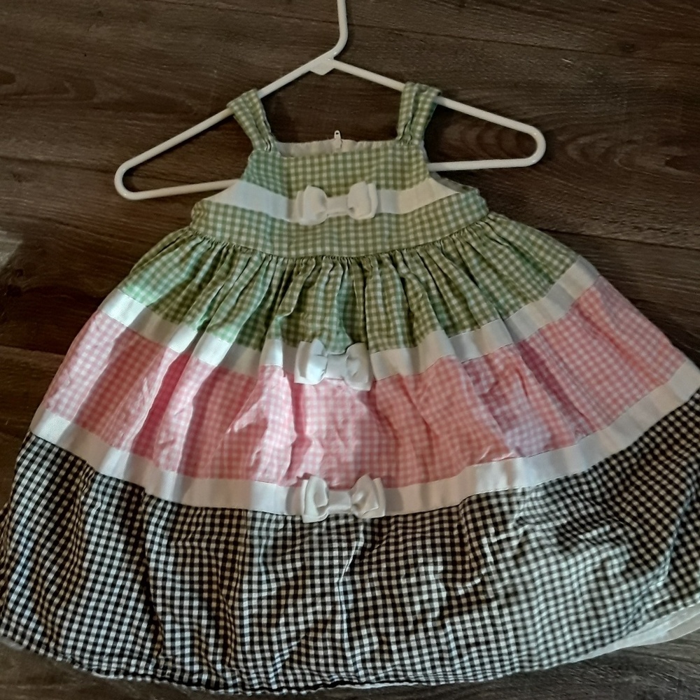 Beautiful crazy 8 , childs dress